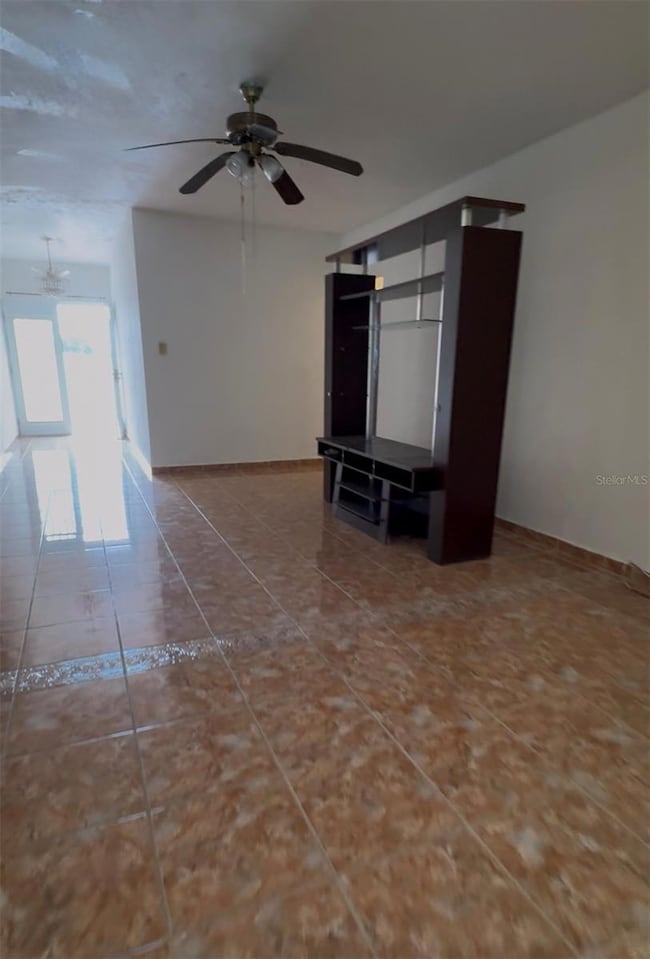 PR 670 Km 6 2 Interior unit Lot.6, Vega Baja, PR 00693 - photo 3