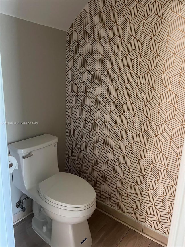 1/2 Bath Downstairs