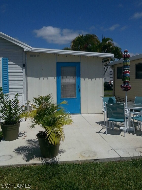 11621 Cardiff Dr unit 202, Fort Myers, FL 33908 - photo 2