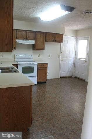 320 Hackberry Dr, Stephens City, VA 22655 - photo 3