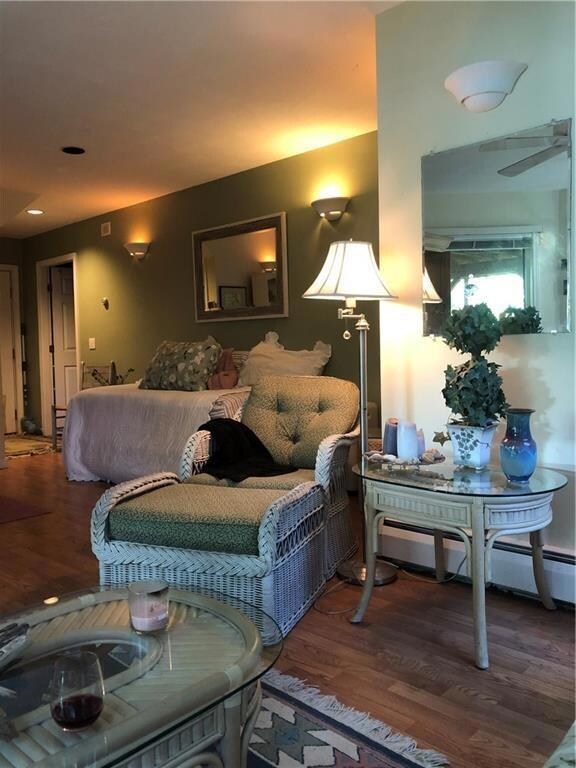 186 Riverdell Dr, Saunderstown, RI 02874 - photo 3