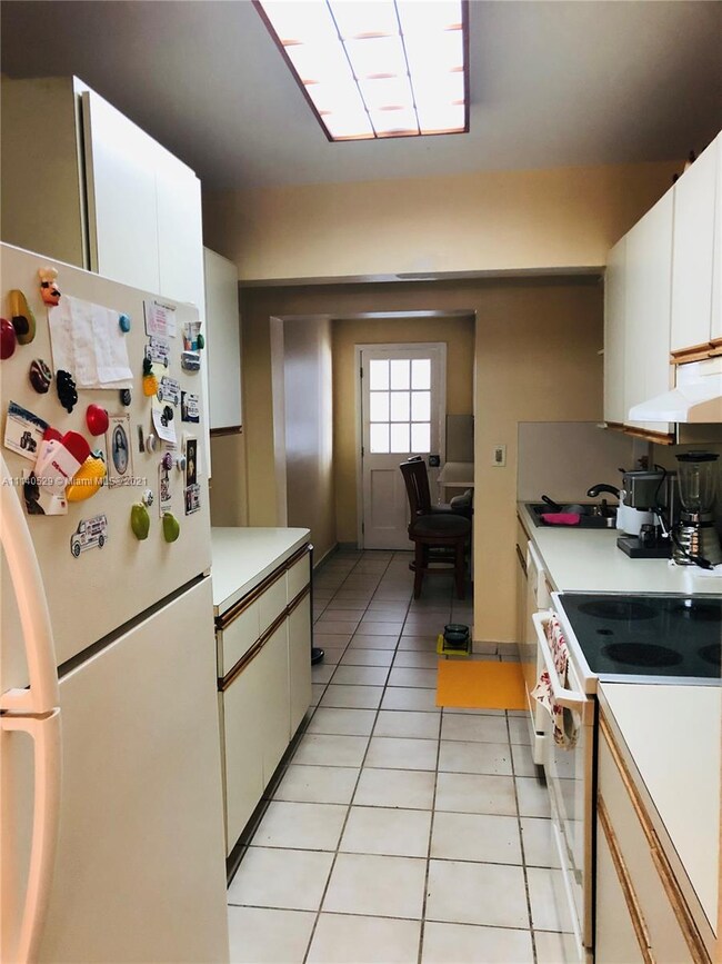 4312 SW 69th Ave, Miami, FL 33155 - photo 7