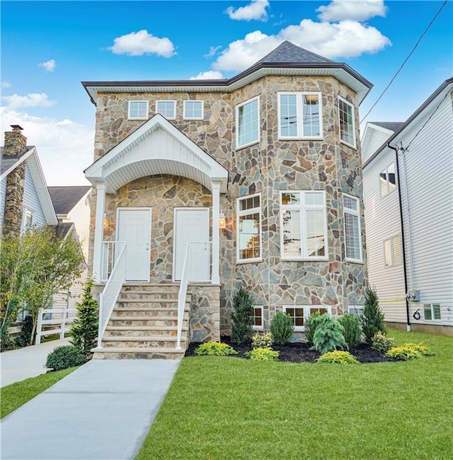 30 Waterside Pkwy, Staten Island, NY 10308 - photo 2