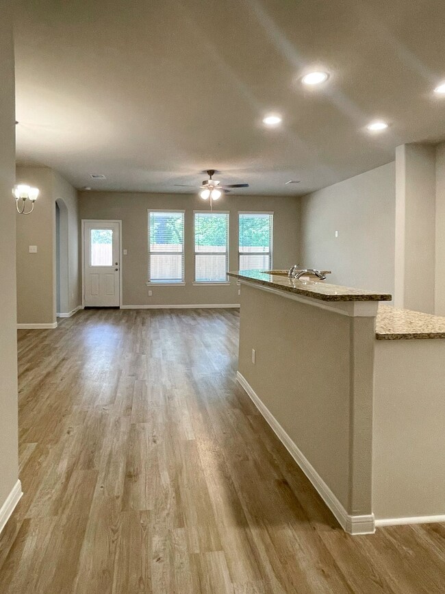 27238 Grey Fox Run, Magnolia, TX 77354 - photo 5