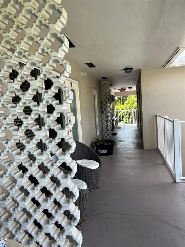 2501 N Ocean Blvd unit 19, Pompano Beach, FL 33062 - photo 6