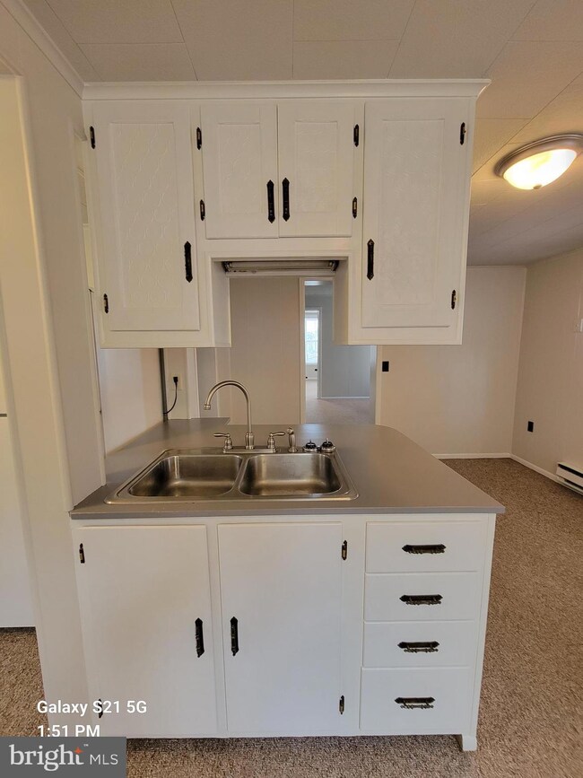 233 E Main St unit . 1, Waynesboro, PA 17268 - photo 7