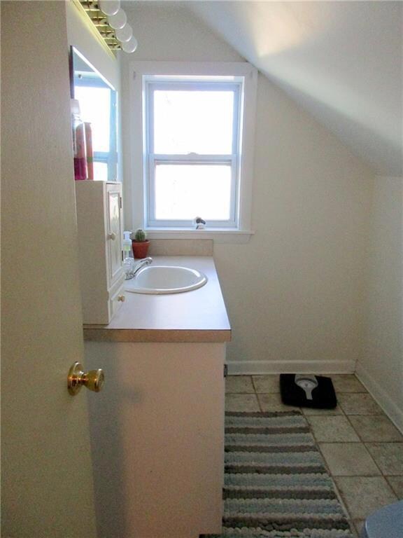 2nd floor half bath