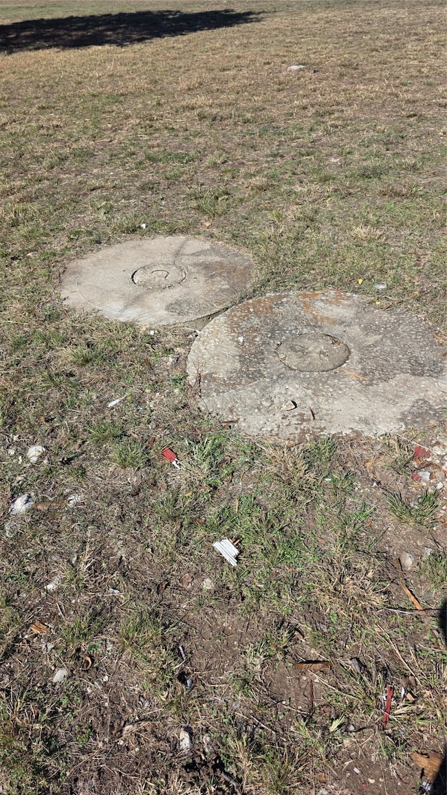 106 Port St, Whitney, TX 76692 - photo 3