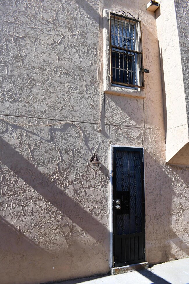 2520 San Jose Ave unit 6, El Paso, TX 79930 - photo 4