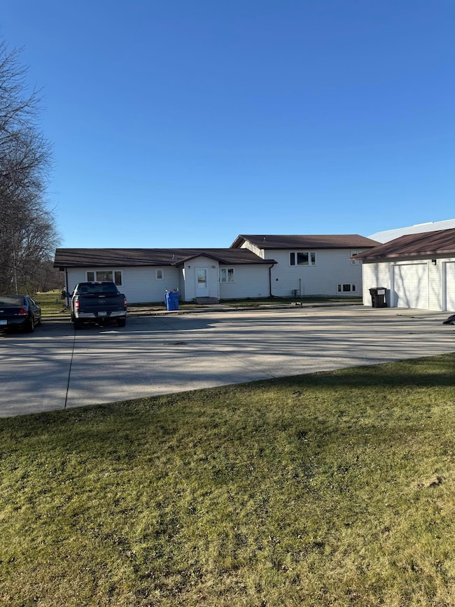 928 3rd St, Audubon, MN 56511 - photo 2