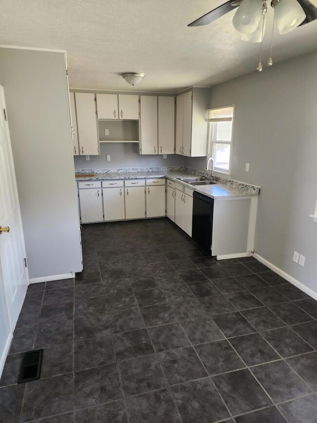 kitchen and dinette