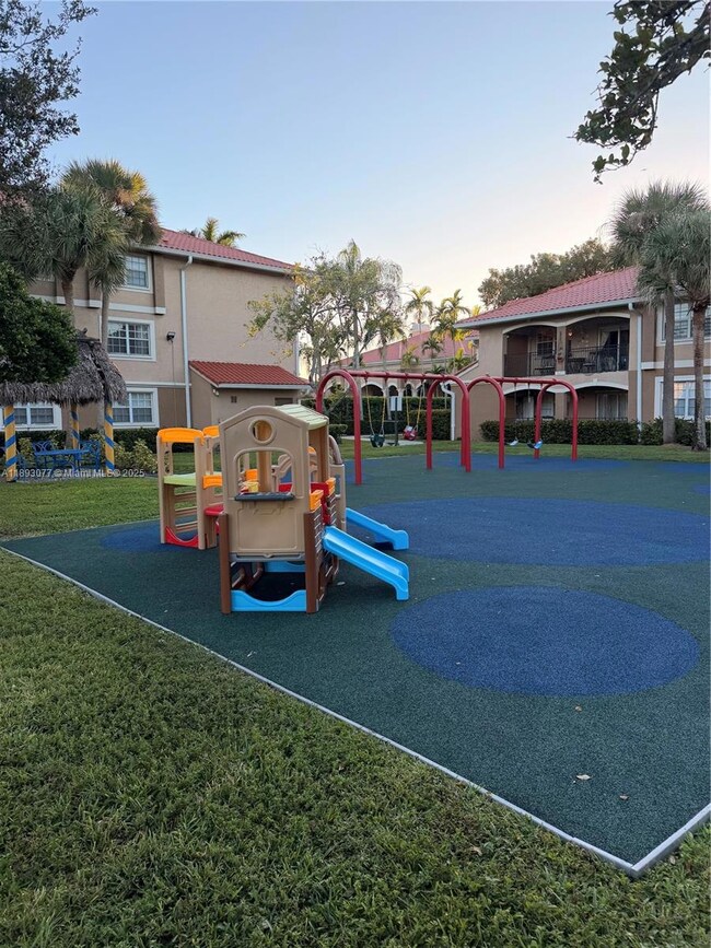 151 SW 117th Ave unit 9108, Pembroke Pines, FL 33025 - photo 7