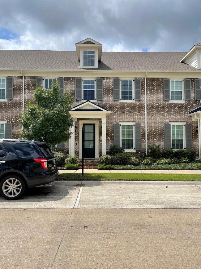 8878 Ice House Dr, North Richland Hills, TX 76180 - photo 2