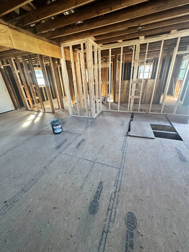 2145 Wilson Heights Ave, Charlotte, NC 28216 - photo 7