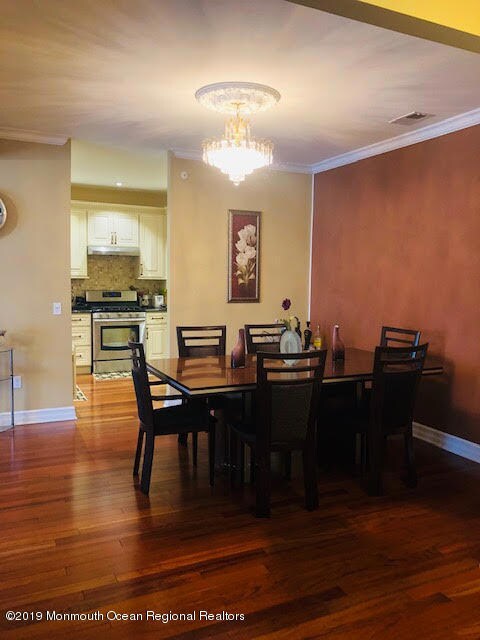 106 Knightsbridge Ln, Morganville, NJ 07751 - photo 6