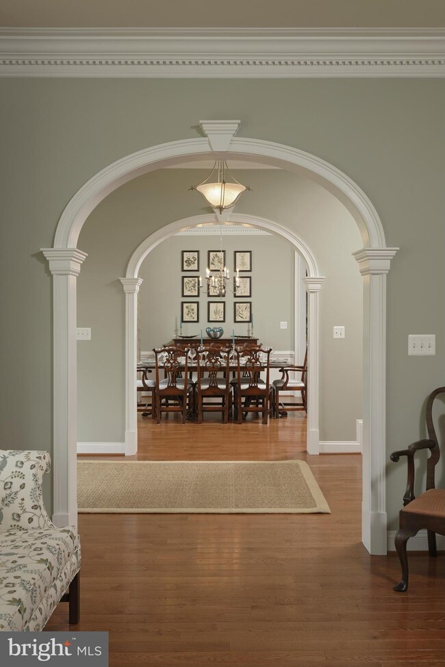 18547 Hepburn Cir, Purcellville, VA 20132 - photo 3