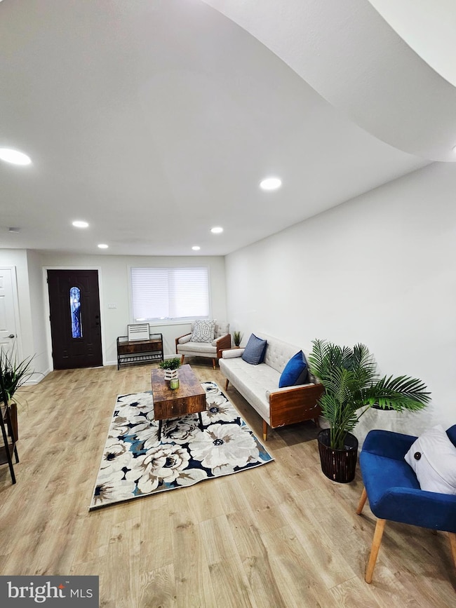 1421 Carl Miller Blvd, Camden, NJ 08104 - photo 3