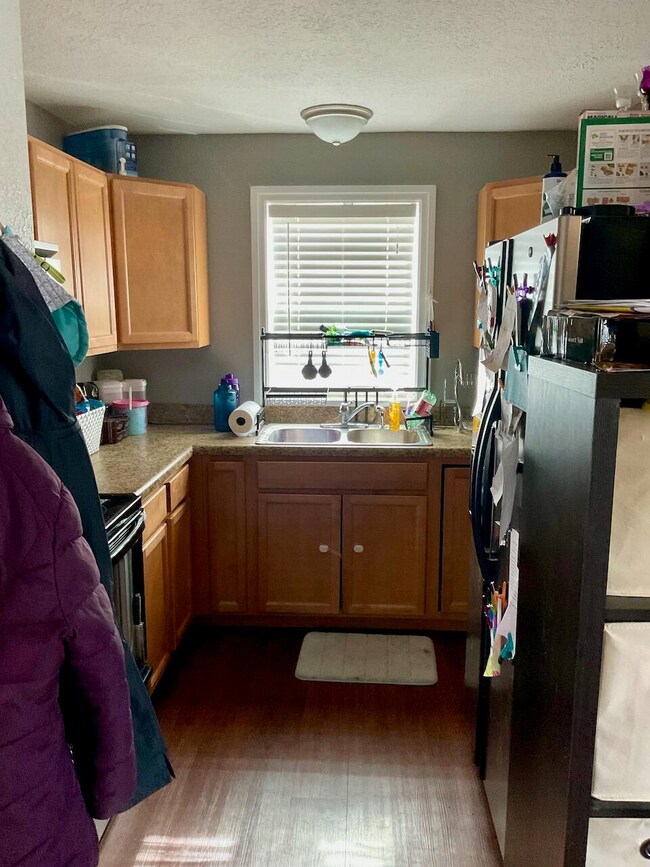 8 Cinderella Cir, Battle Creek, MI 49037 - photo 6