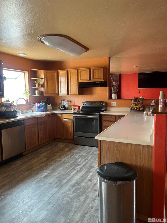 1830 Oppio St, Sparks, NV 89431 - photo 6