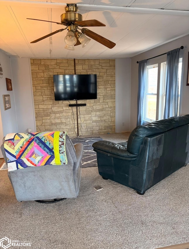 2223 290th St, Oskaloosa, IA 52577 - photo 4