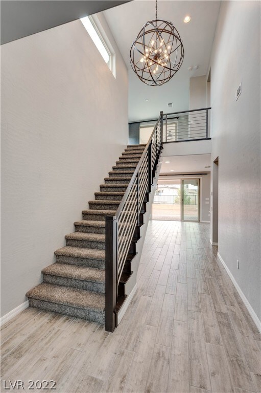 Vaulted ceilings!  Sparkling clean and ready!
