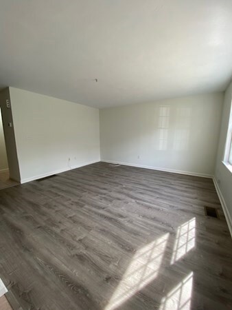 6 Messenger St unit 4, Plainville, MA 02762 - photo 2