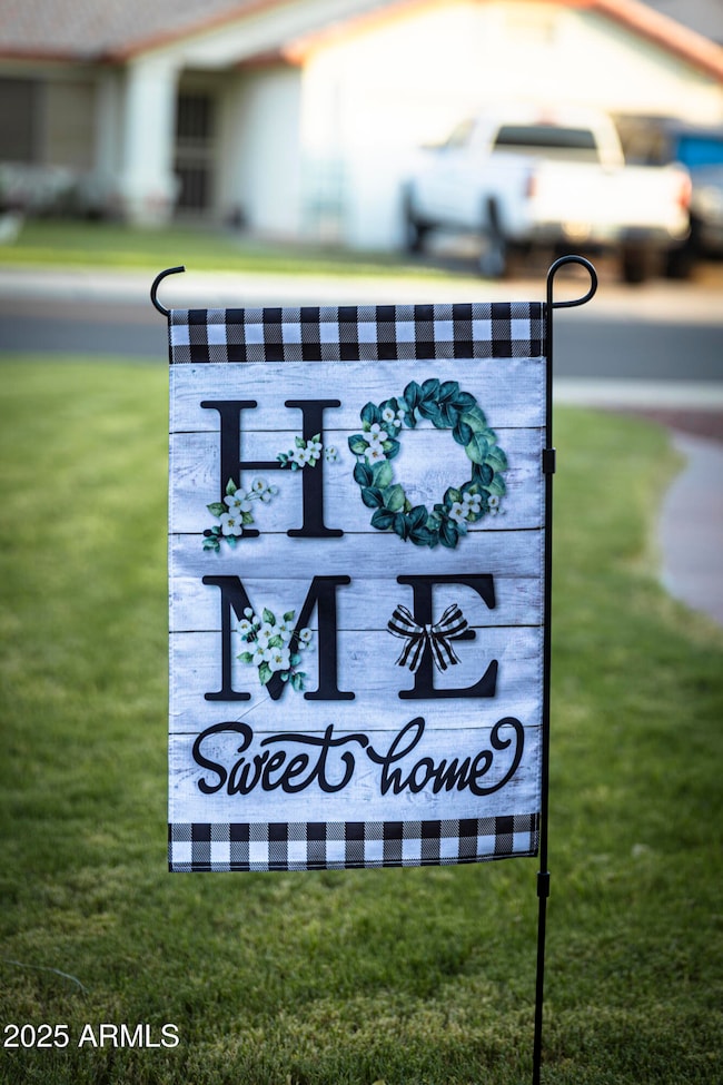 10322 W Medlock Dr-44