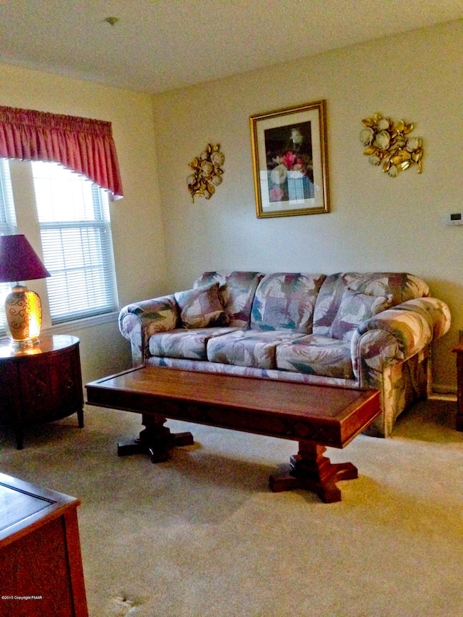 1309 Village Dr unit 1309, Stroudsburg, PA 18360 - photo 6