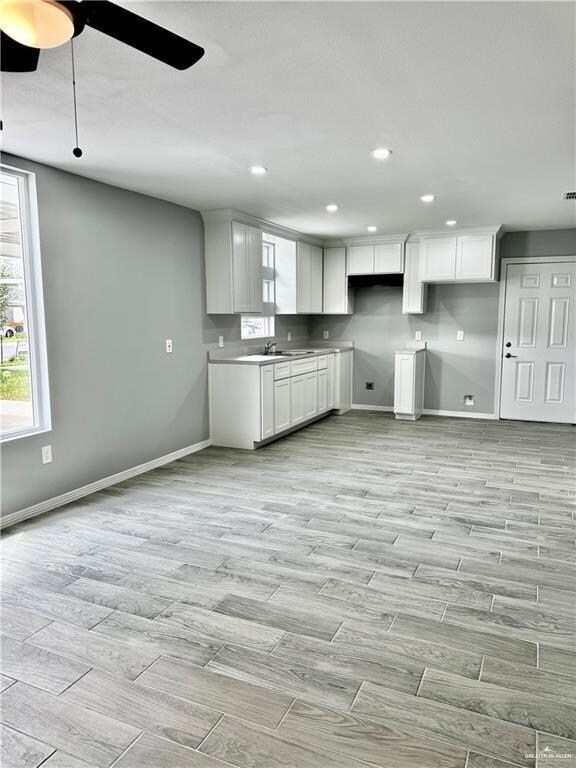 436 E Acacia Ave unit 1, Alamo, TX 78516 - photo 2