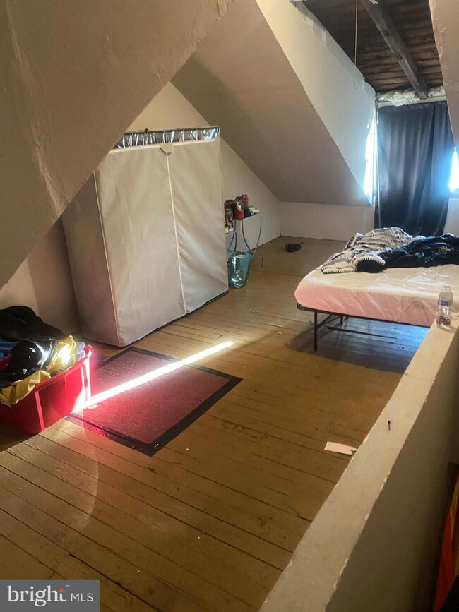 543 S 17 1/2 St, Reading, PA 19606 - photo 7