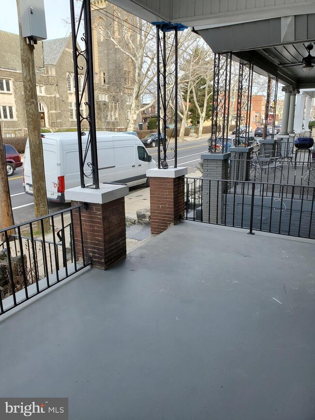 5328 Spruce St, Philadelphia, PA 19139 - photo 4