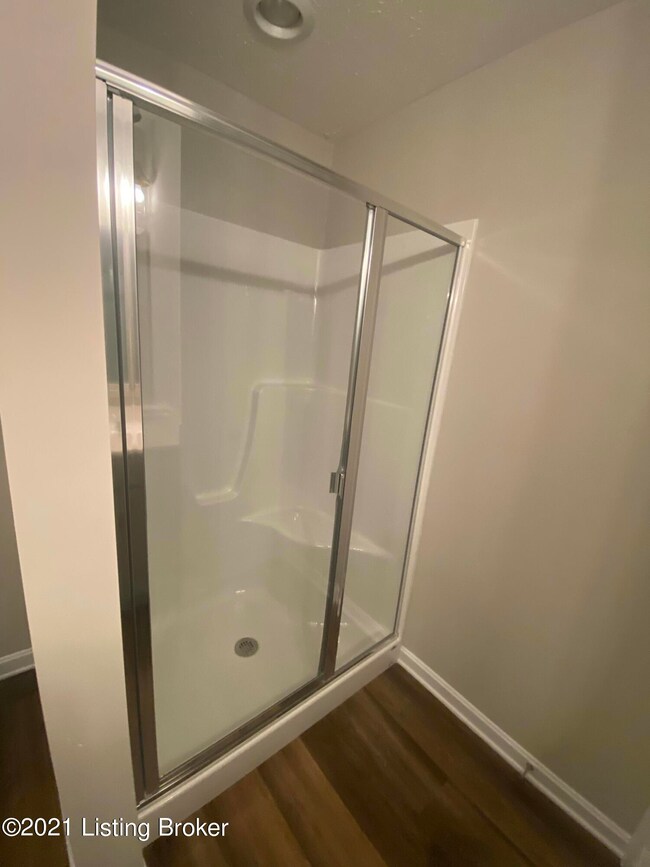 8217 Arbor Meadow Way, Louisville, KY 40228 - photo 7