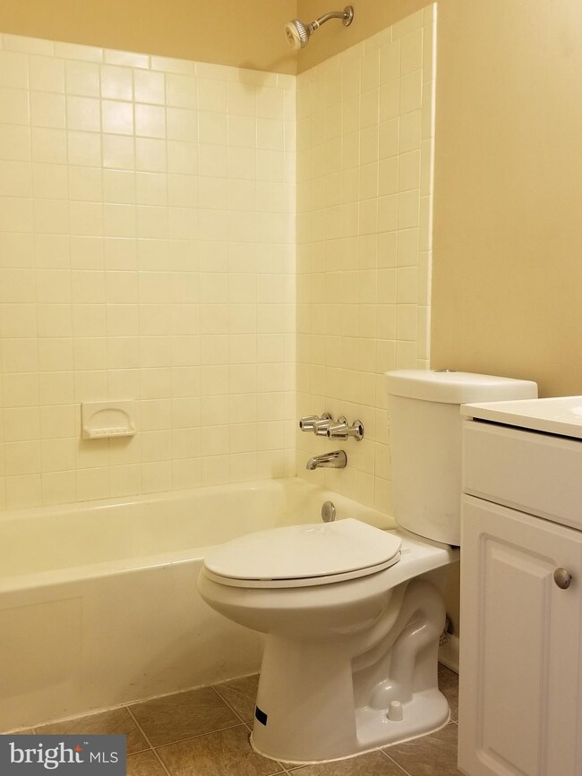 13417 Buchanan Dr, Fort Washington, MD 20744 - photo 7