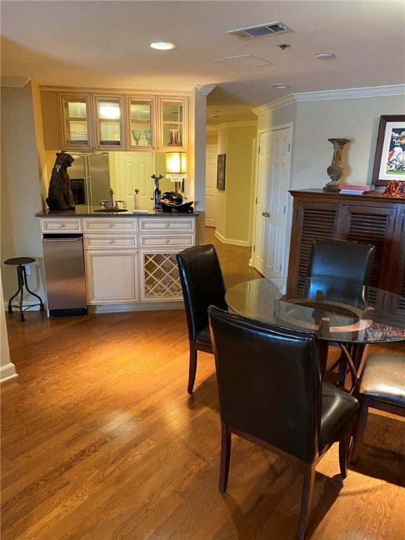 Wet Bar