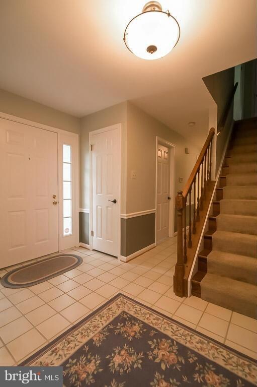 11901 Yellow Rush Pass, Columbia, MD 21044 - photo 4