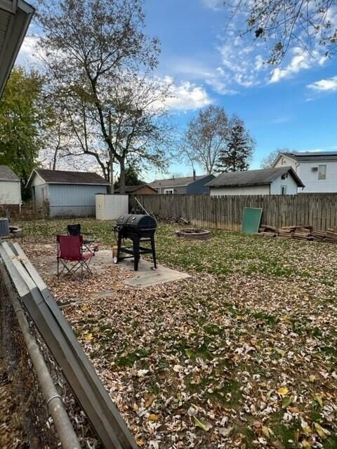 860 Obetz Rd. Back yard