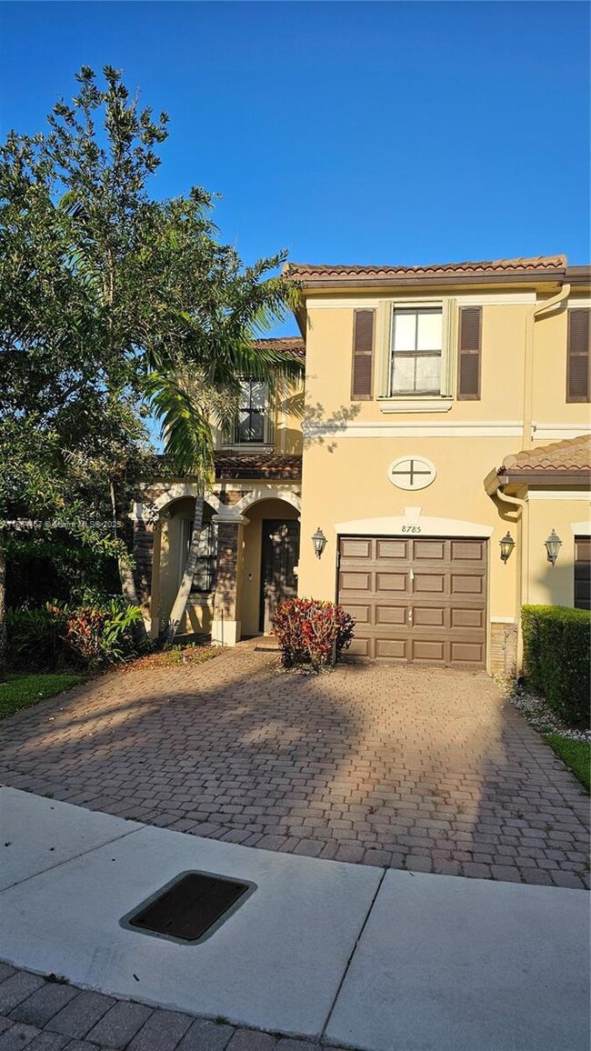 8785 NW 116th Ct unit 1, Doral, FL 33178 - photo 2