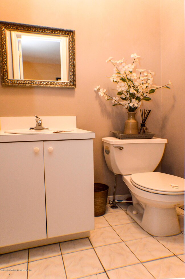 10 Mersereau Ave, Staten Island, NY 10303 - photo 5