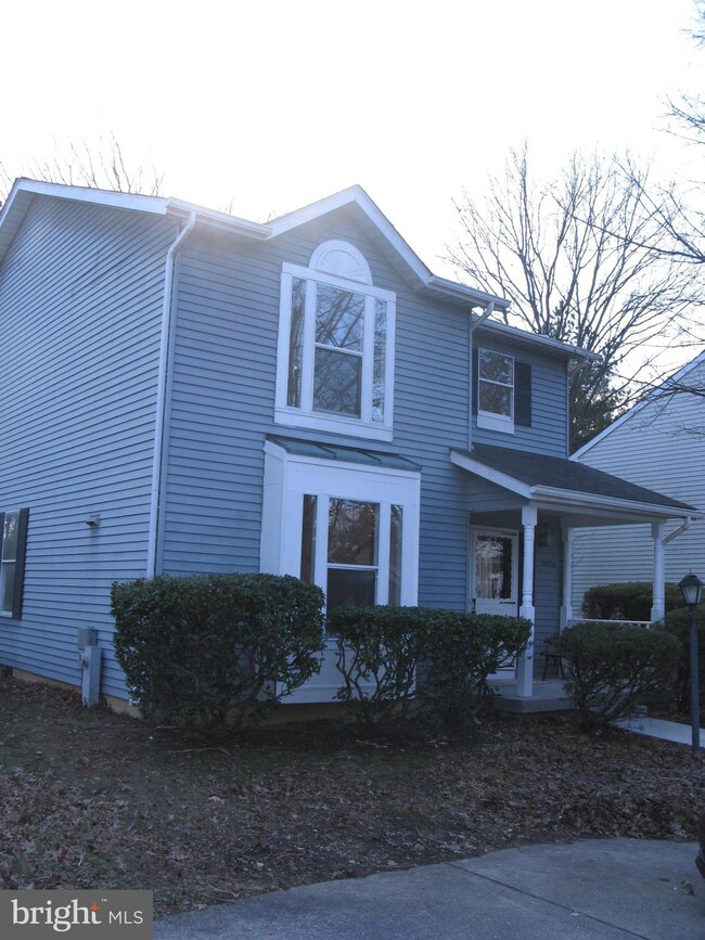 10822 Topbranch Ln, Columbia, MD 21044 - photo 2