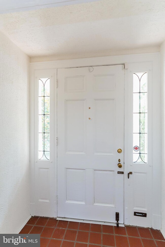 3806 Juniper Rd, Baltimore, MD 21218 - photo 2