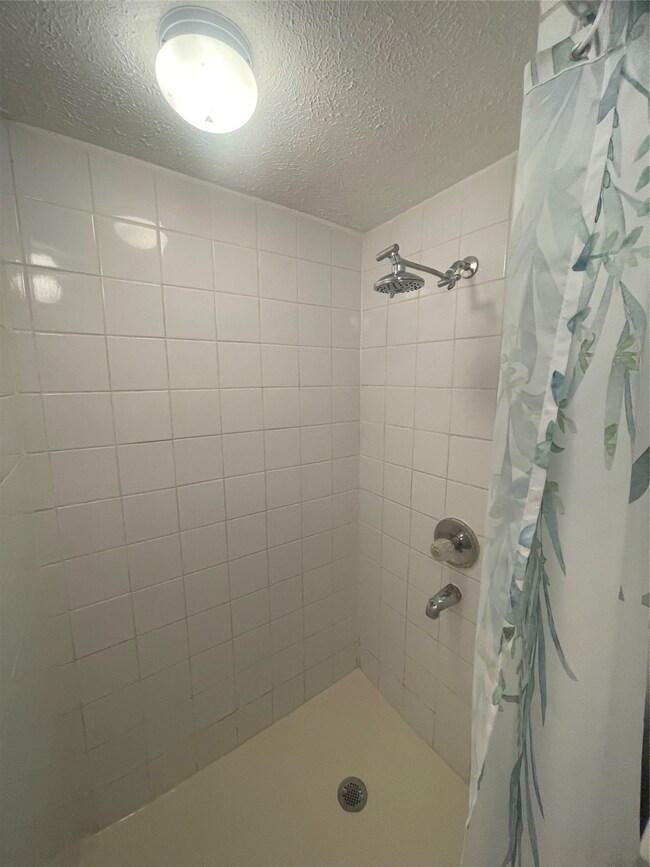 3710 Mandell St unit 4, Houston, TX 77006 - photo 5