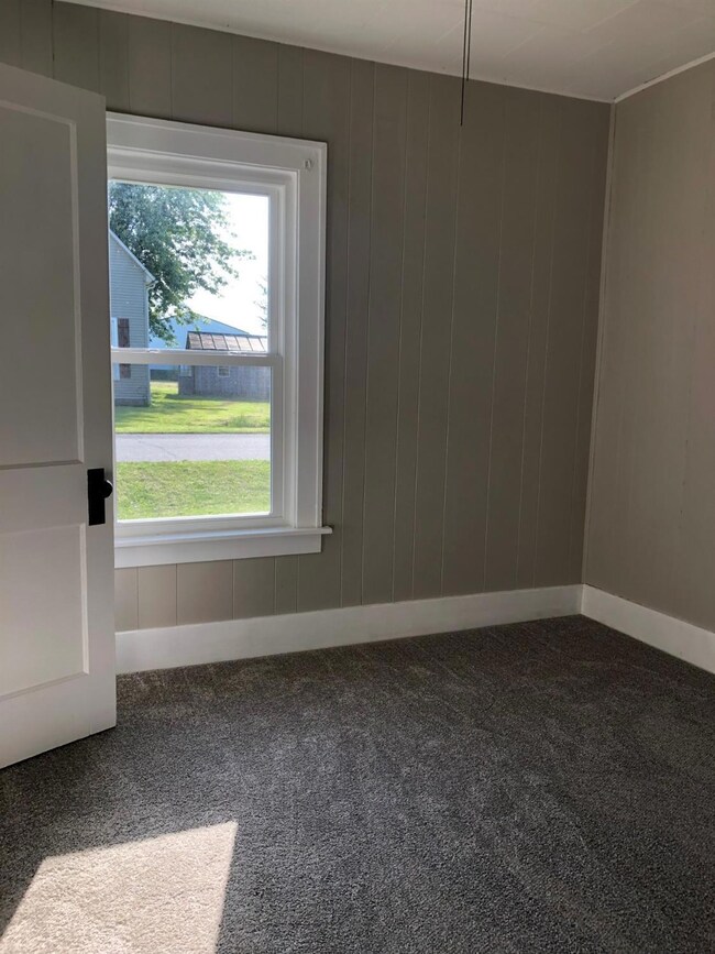 206 N Lynn St, Osgood, IN 47037 - photo 7