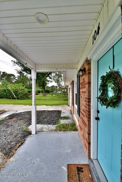 104 Royal Dr, Jacksonville, NC 28546 - photo 7