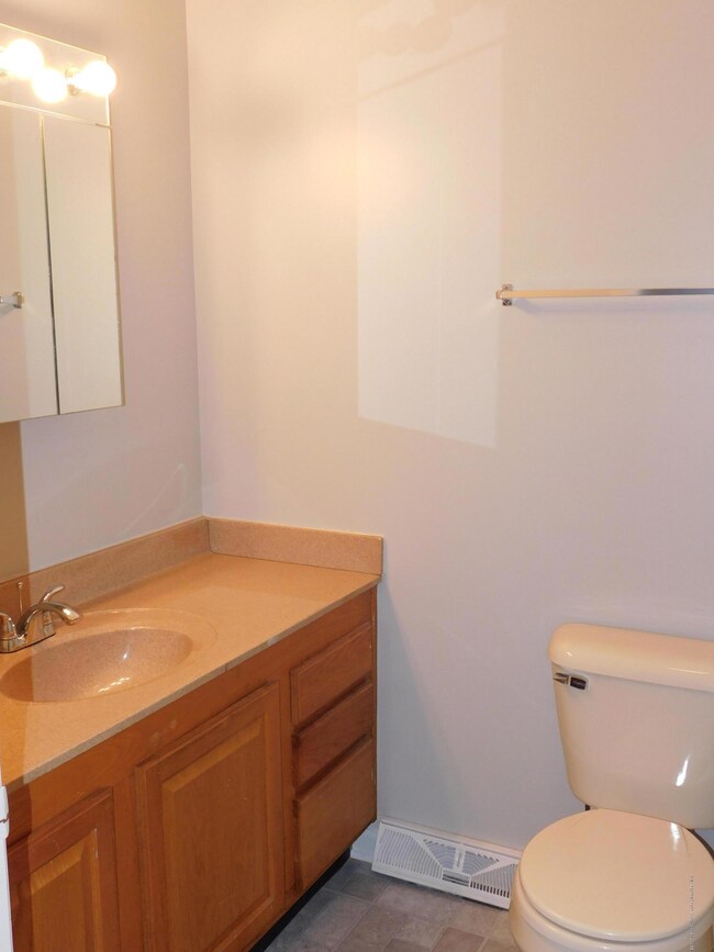 Bathroom - 1st floor