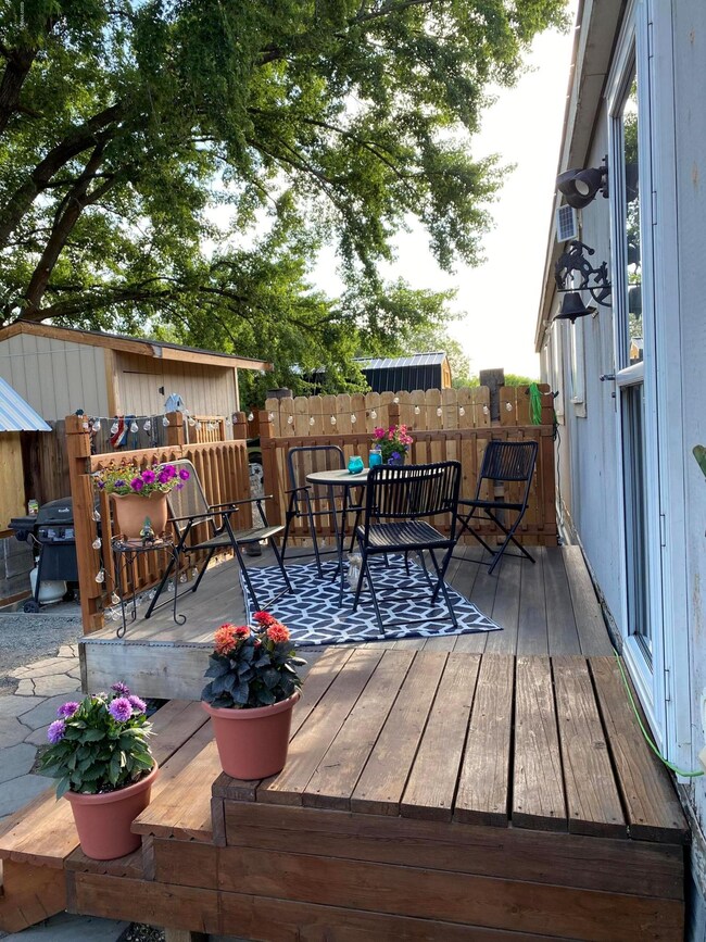 Deck