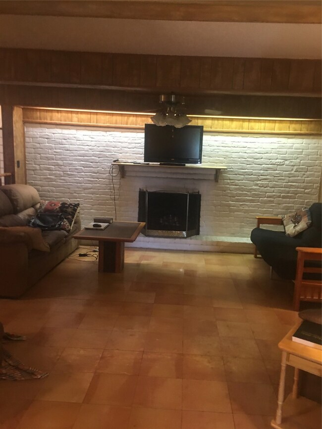 3809 Avenue P, Rosenberg, TX 77471 - photo 3