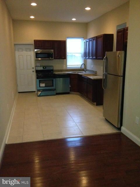 1617 N Caroline St, Baltimore, MD 21213 - photo 6