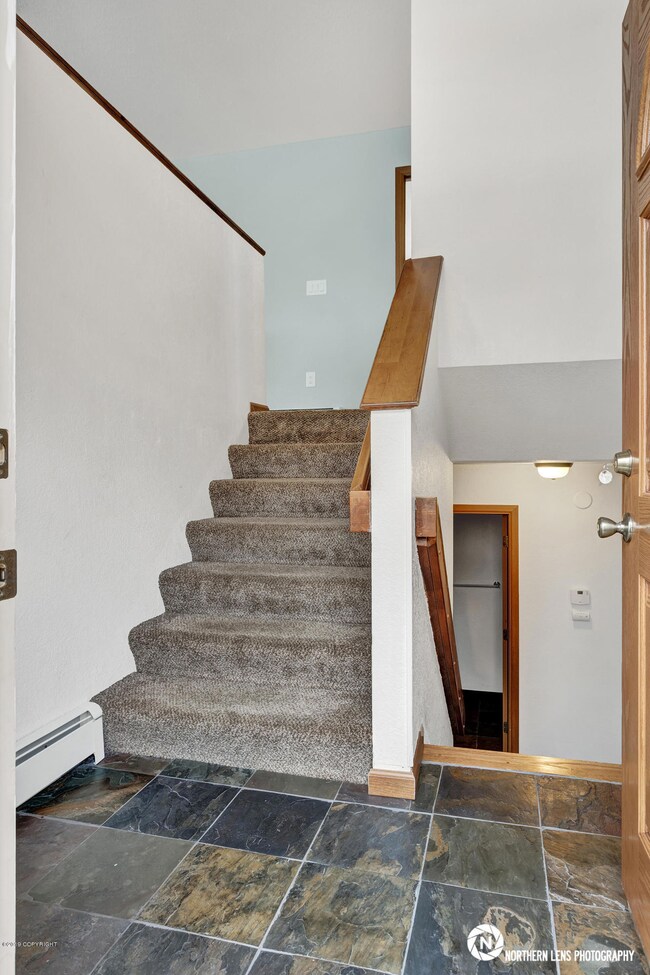 6_Entry_Stairway