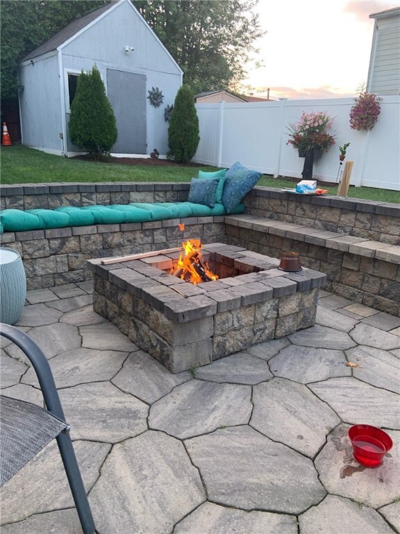 56 Beacon St, Cranston, RI 02910 - photo 4