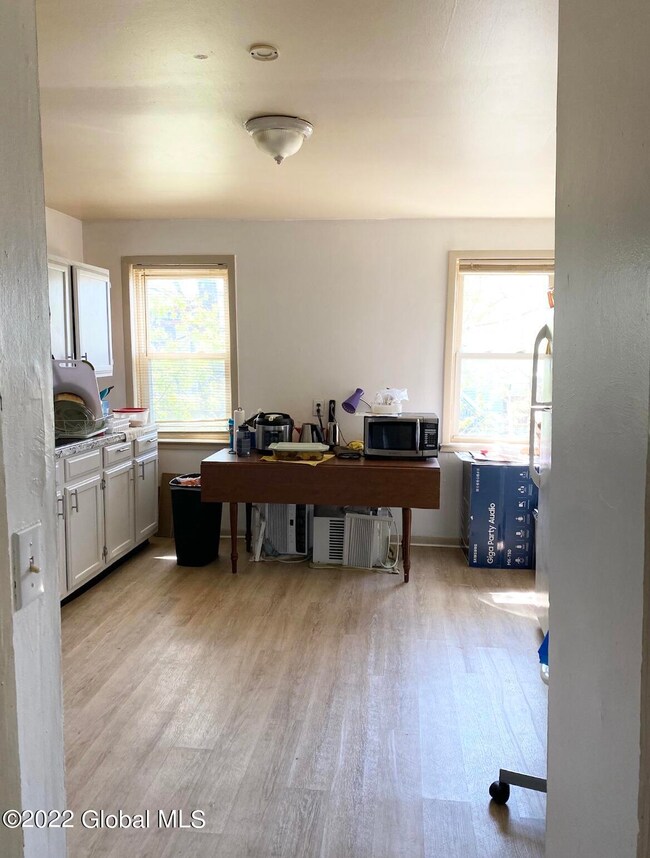 516 Washington Ave, Albany, NY 12203 - photo 5